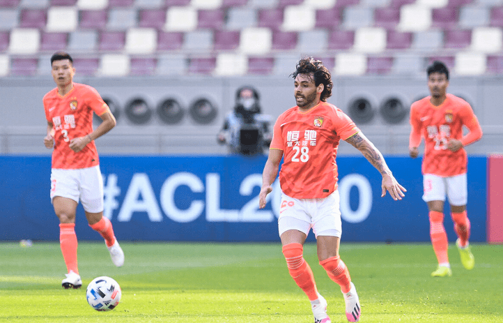 法甲赛程吃紧，广州队赛前刷新队史纪录，目标明确，阵容厚度经受考验的简单介绍