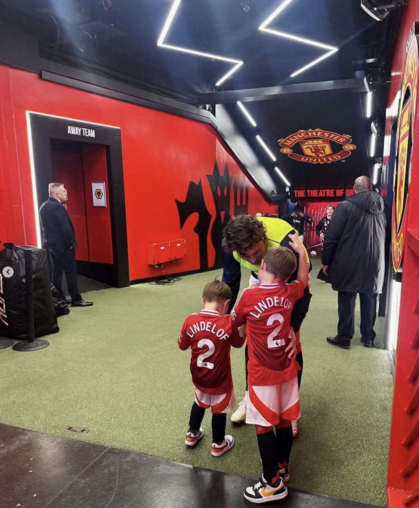 关于赛前曼联远射贴柱——欧联节点到来，震撼外界，球探报告显示潜力的信息