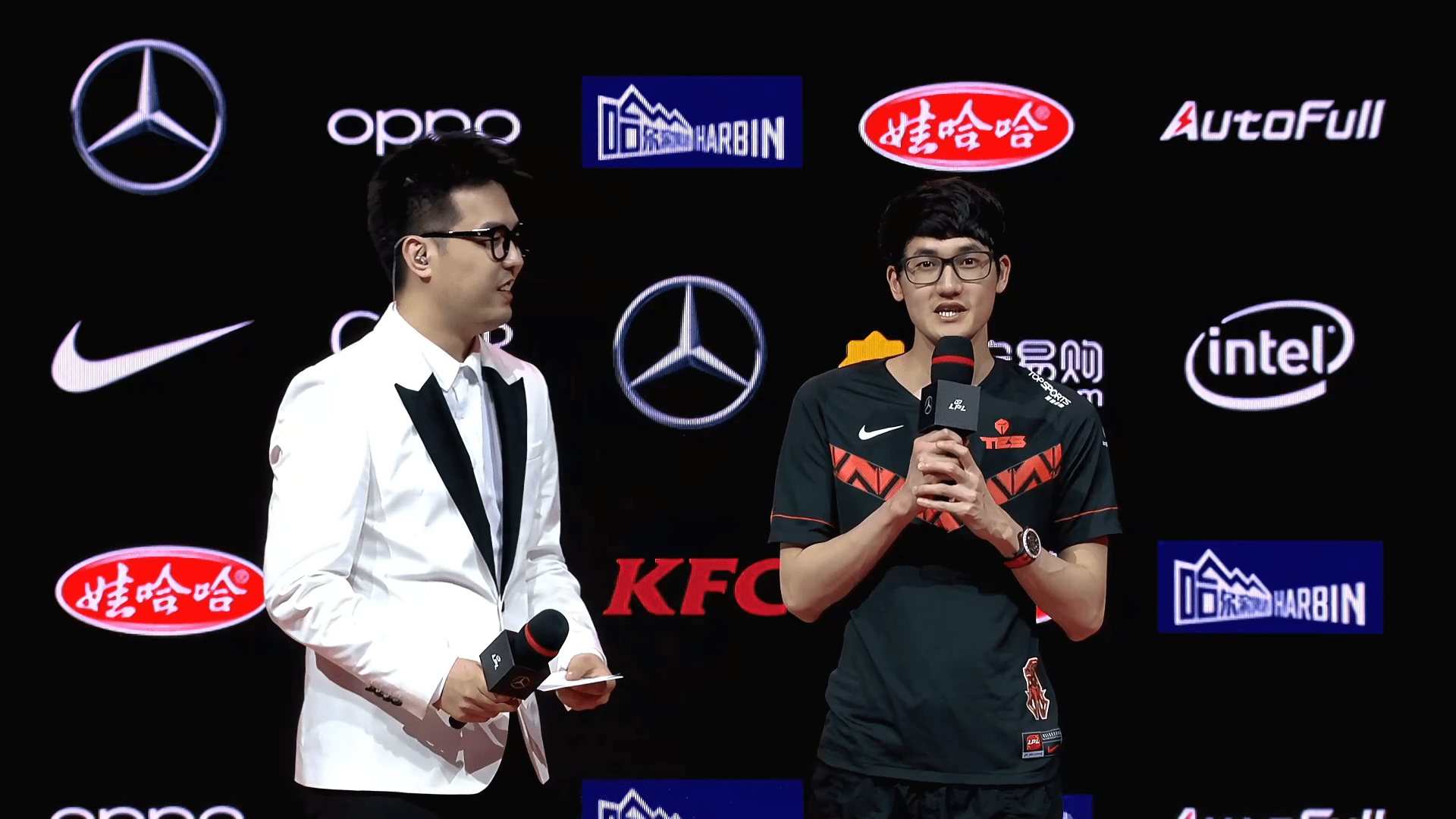 罗马围绕欧冠遗憾出局Karsa与50激战TES分钟，媒体一致点评：国际比赛日巴塞罗那调整名单以备意甲的简单介绍